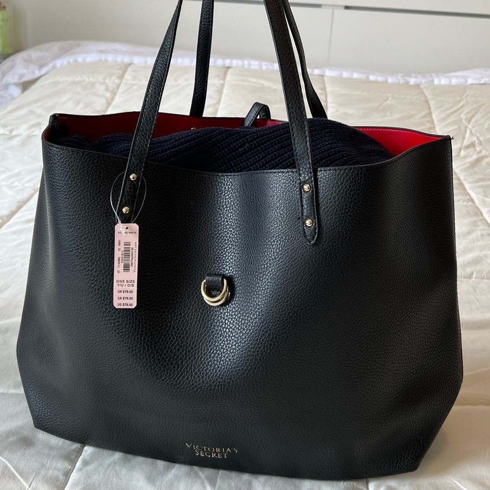 Victoria’s Secret large blue tote 👜